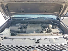 Toyota Tundra 5.7l Sr5, снимка 11