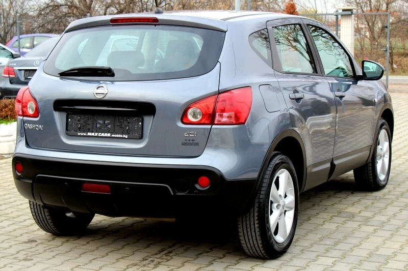 Nissan Qashqai 2.0dCi 4X4 AUTOMAT, снимка 7 - Автомобили и джипове - 44449841