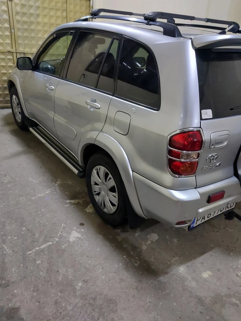 Toyota Rav4 2.0, снимка 2 - Автомобили и джипове - 48491223