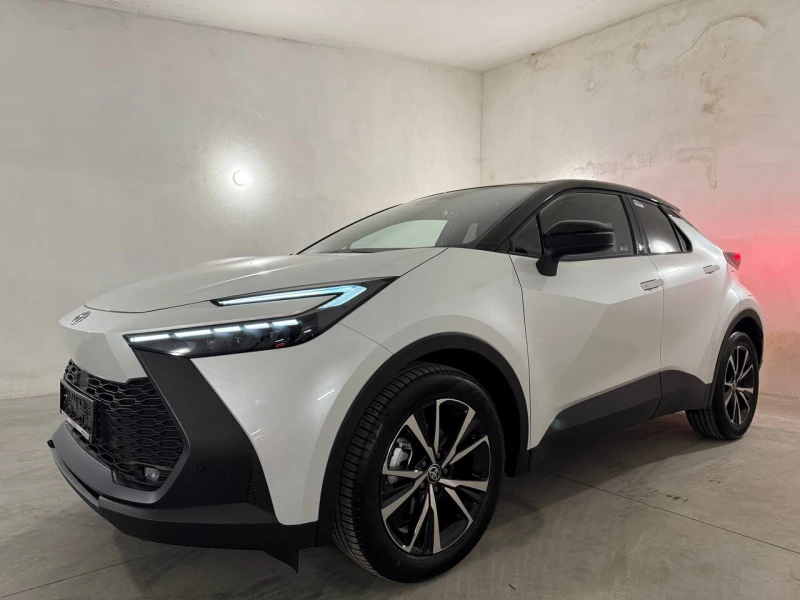 Toyota C-HR 2.0 Hybrid Team Deutschland, снимка 1 - Автомобили и джипове - 49193039