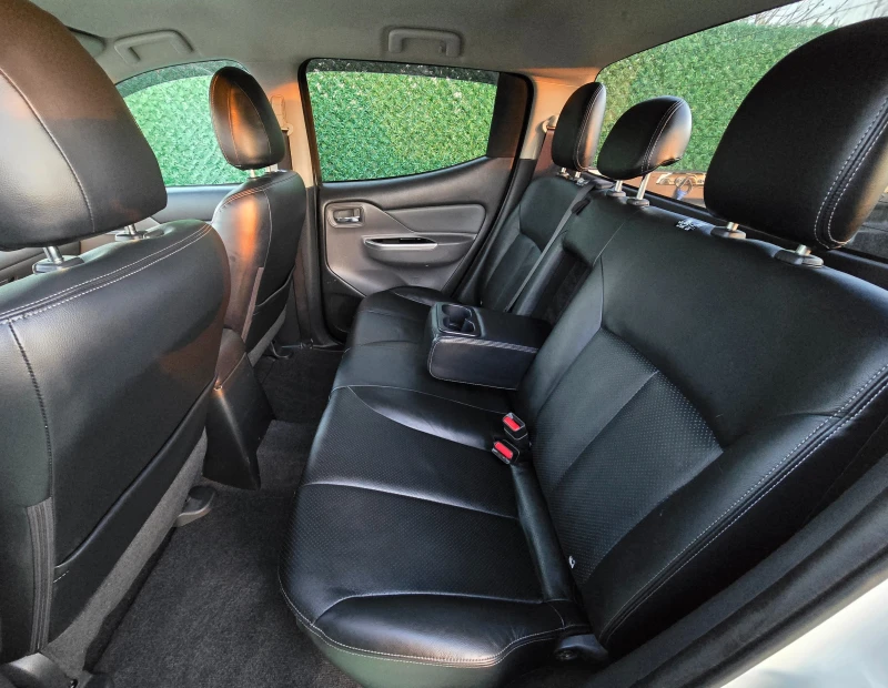 Mitsubishi L200 2.4d* 181кс* 4х4* 91000км, снимка 10 - Автомобили и джипове - 52841567