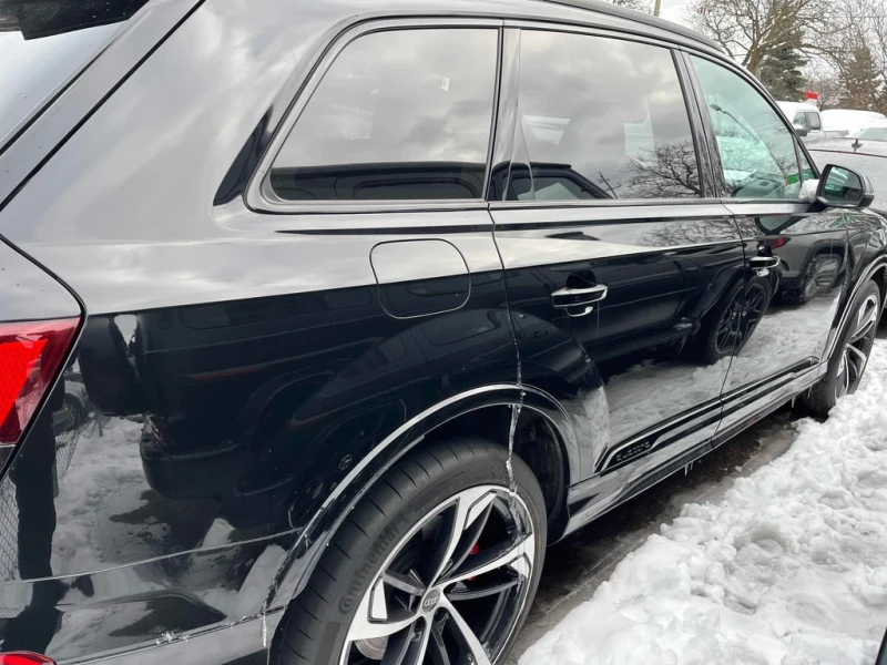 Audi SQ7 * 4.0 TFSI quattro * CARFAX * БЕЗ ПЪРВОНАЧАЛНА ВНО, снимка 3 - Автомобили и джипове - 52908736