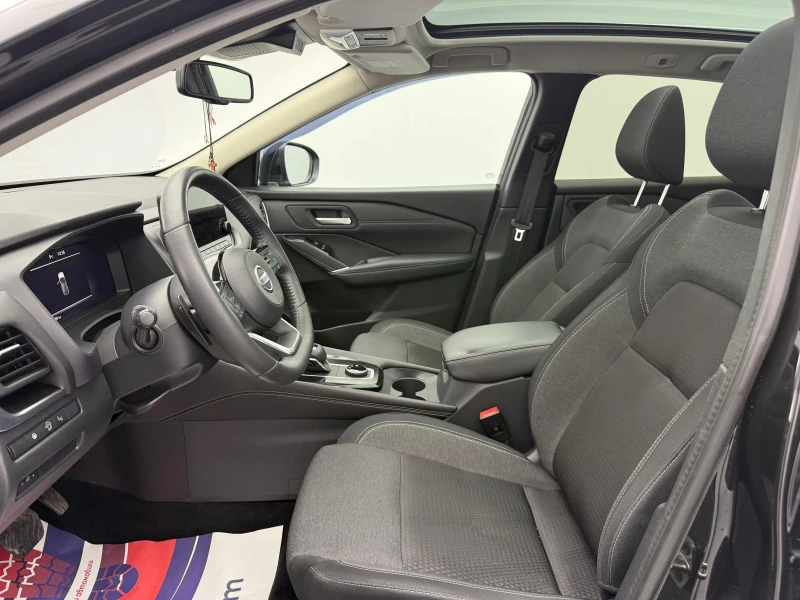 Nissan Qashqai, снимка 11 - Автомобили и джипове - 53509095