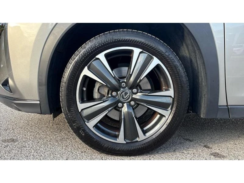 Lexus UX 250h PRIVILEGE LINE AWD, снимка 16 - Автомобили и джипове - 56457652