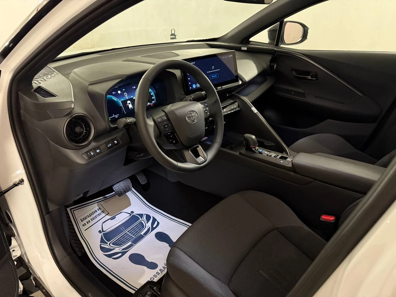 Toyota C-HR 2.0 Hybrid Team Deutschland *   | Mobile.bg   13