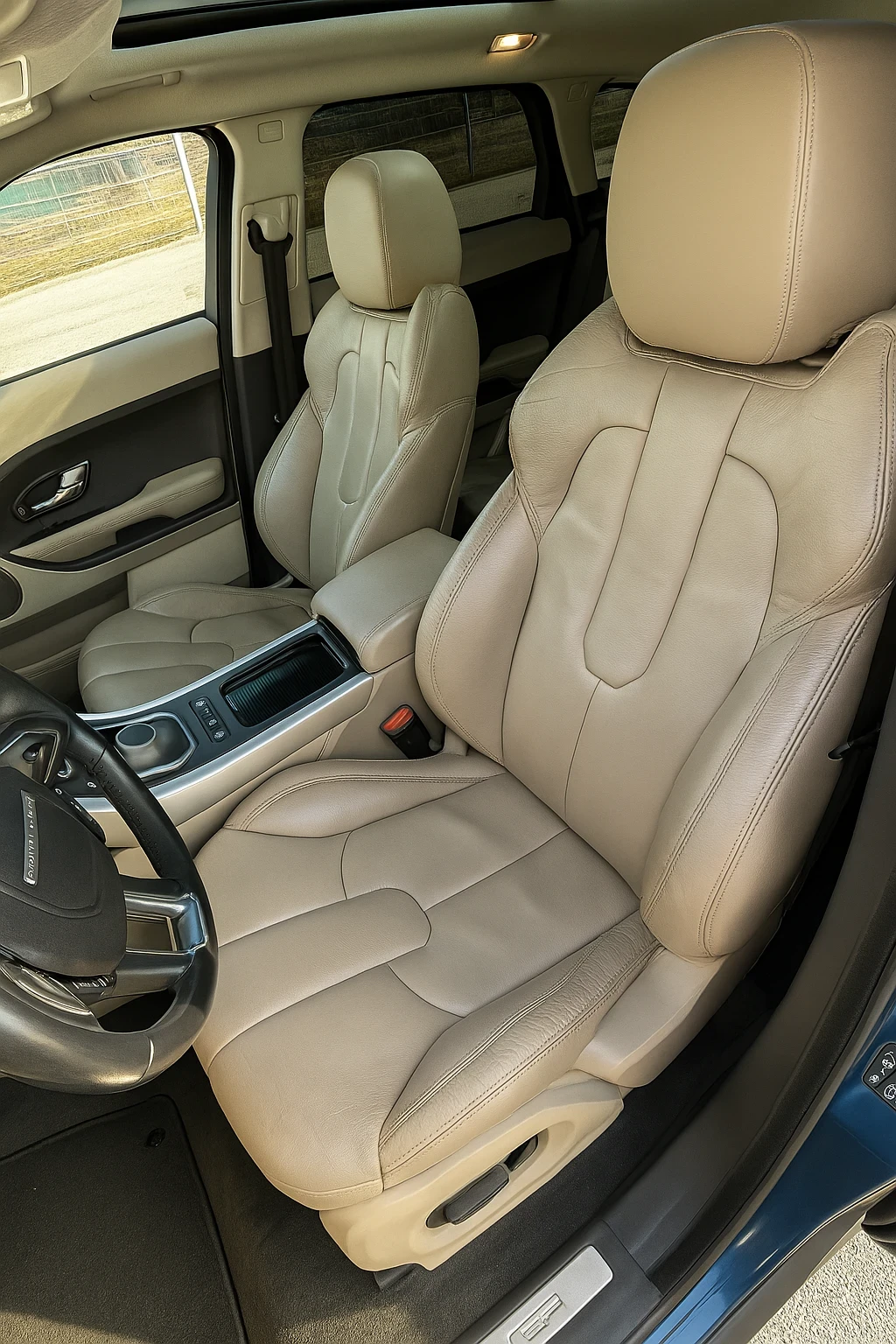 Land Rover Range Rover Evoque 2.0 240 к.с. 4х4  * Налична сервизна,  - изображение 8