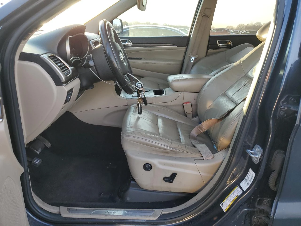 Jeep Grand cherokee 3.6* V6* 8ZF* ПОДГРЕВ* КАМЕРА* КЕЙЛЕС* LANE* ASSIS - изображение 9