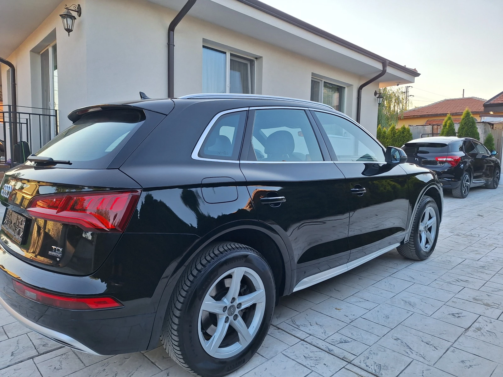 Audi Q5 2.0 TDI KATO HOBA - изображение 4