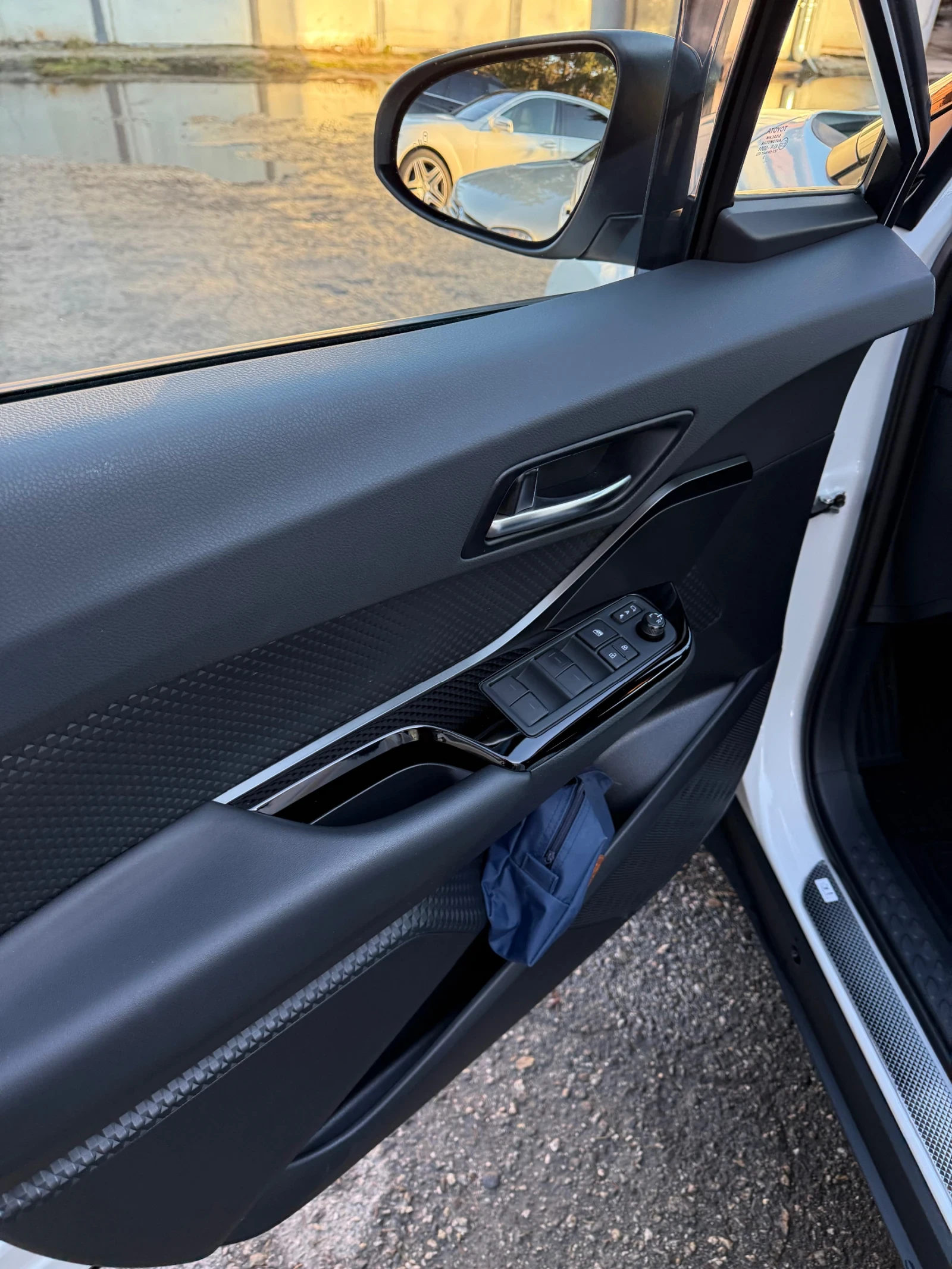 Toyota C-HR | Mobile.bg � ����������� 13