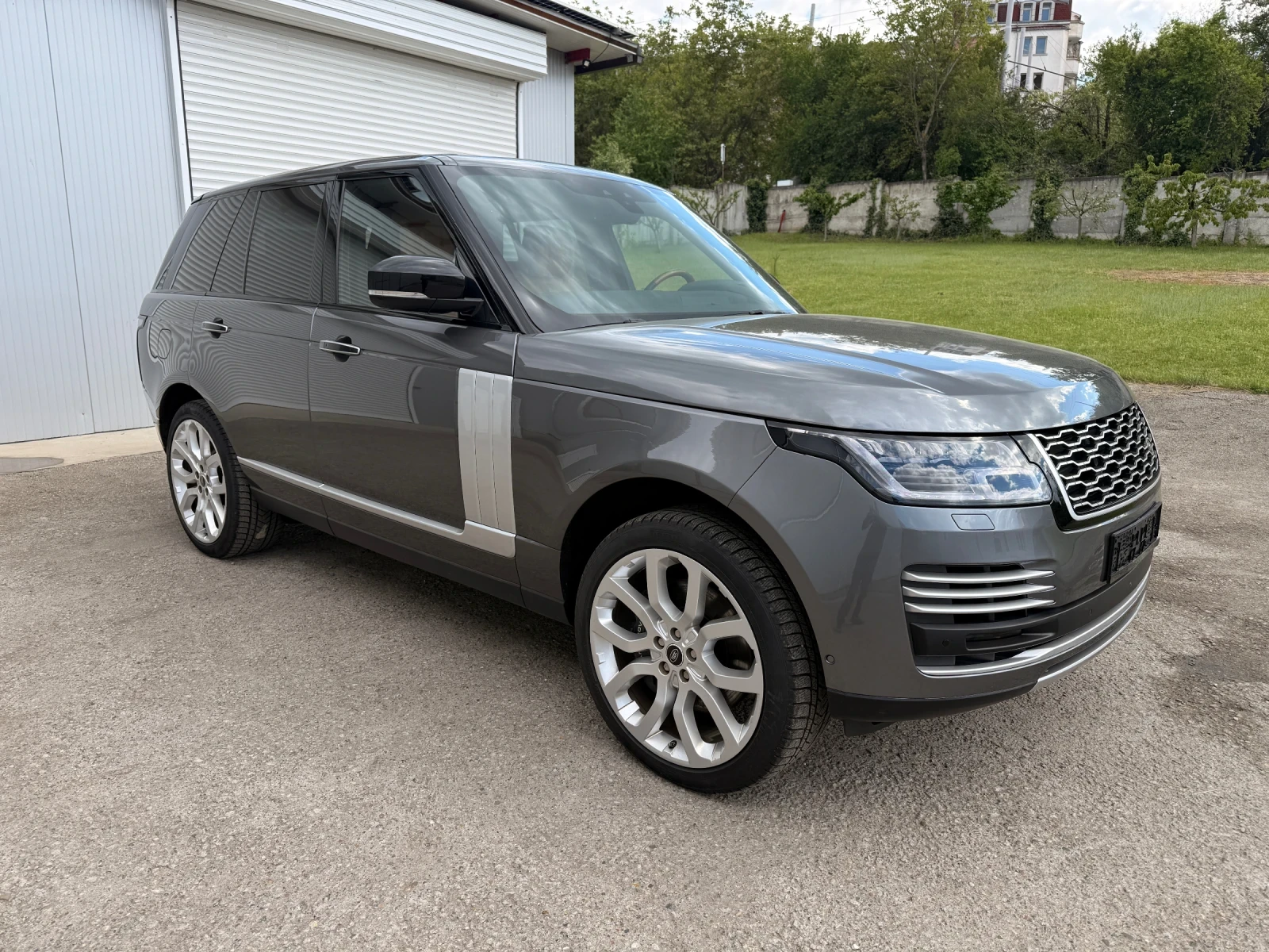 Land Rover Range rover 4.4 SDV8 Autobiography, Vogue, снимка 3 - Автомобили и джипове - 54478732