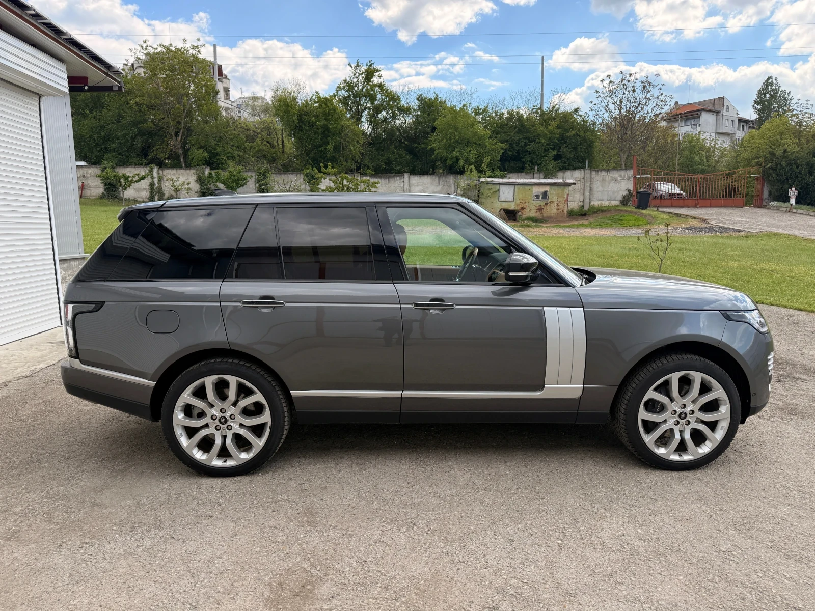 Land Rover Range rover 4.4 SDV8 Autobiography, Vogue, снимка 4 - Автомобили и джипове - 54478732