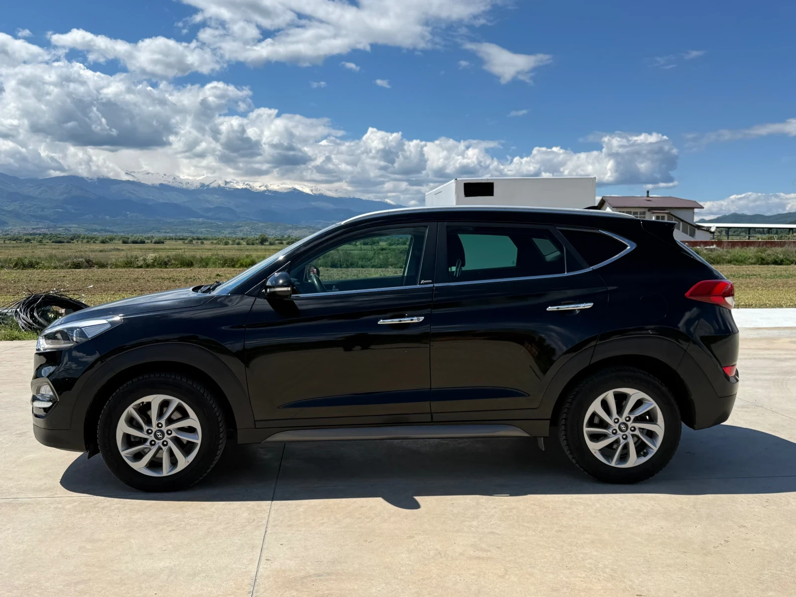 Hyundai Tucson 1.7CRDi, снимка 5 - Автомобили и джипове - 54596481