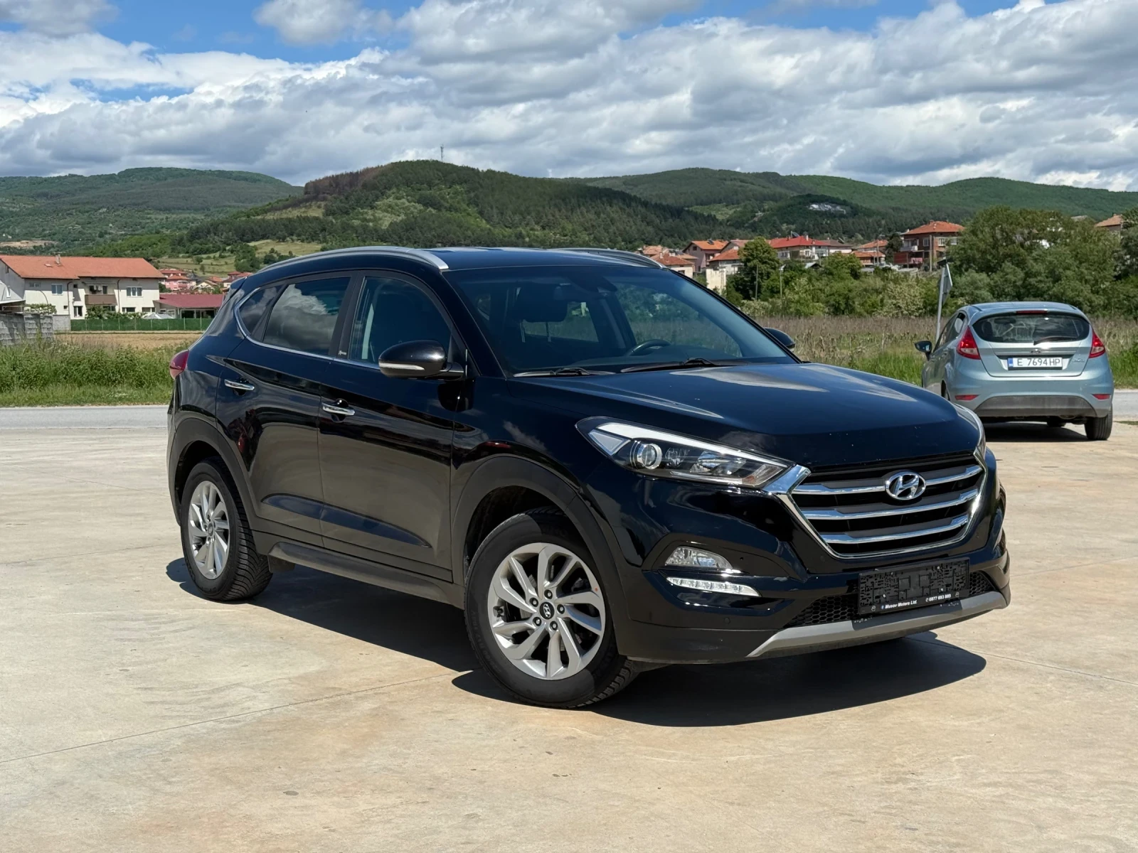 Hyundai Tucson 1.7CRDi, снимка 2 - Автомобили и джипове - 54596481