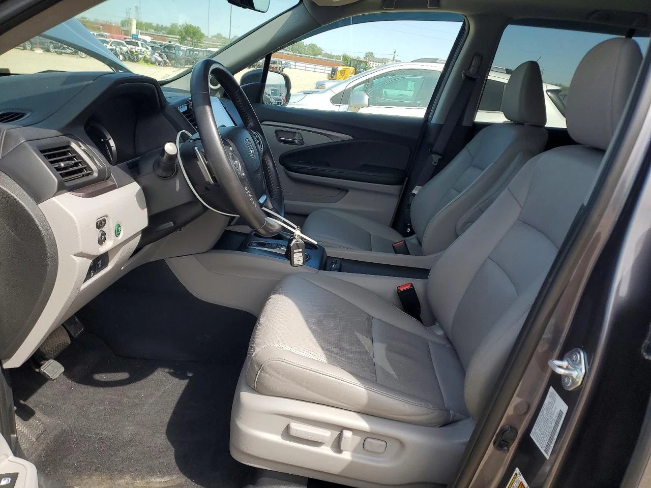 Honda Ridgeline, снимка 4 - Автомобили и джипове - 54747688