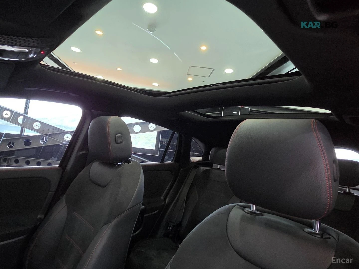 Mercedes-Benz GLA 250 4MATIC/360 VIEW/LANE DEPARTURE/DRIVER ASSIST, снимка 14 - Автомобили и джипове - 54850565