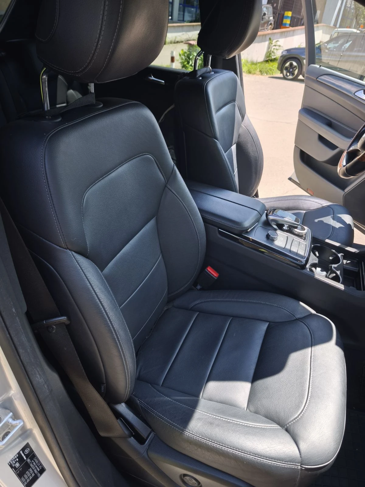 Mercedes-Benz GLE 350 4MATIC, снимка 4 - Автомобили и джипове - 54866383