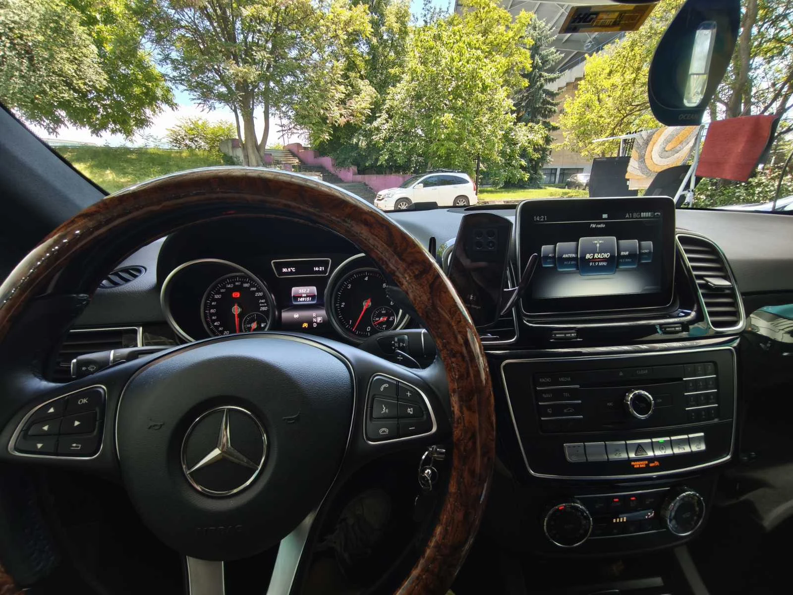 Mercedes-Benz GLE 350 4MATIC, снимка 11 - Автомобили и джипове - 54866383