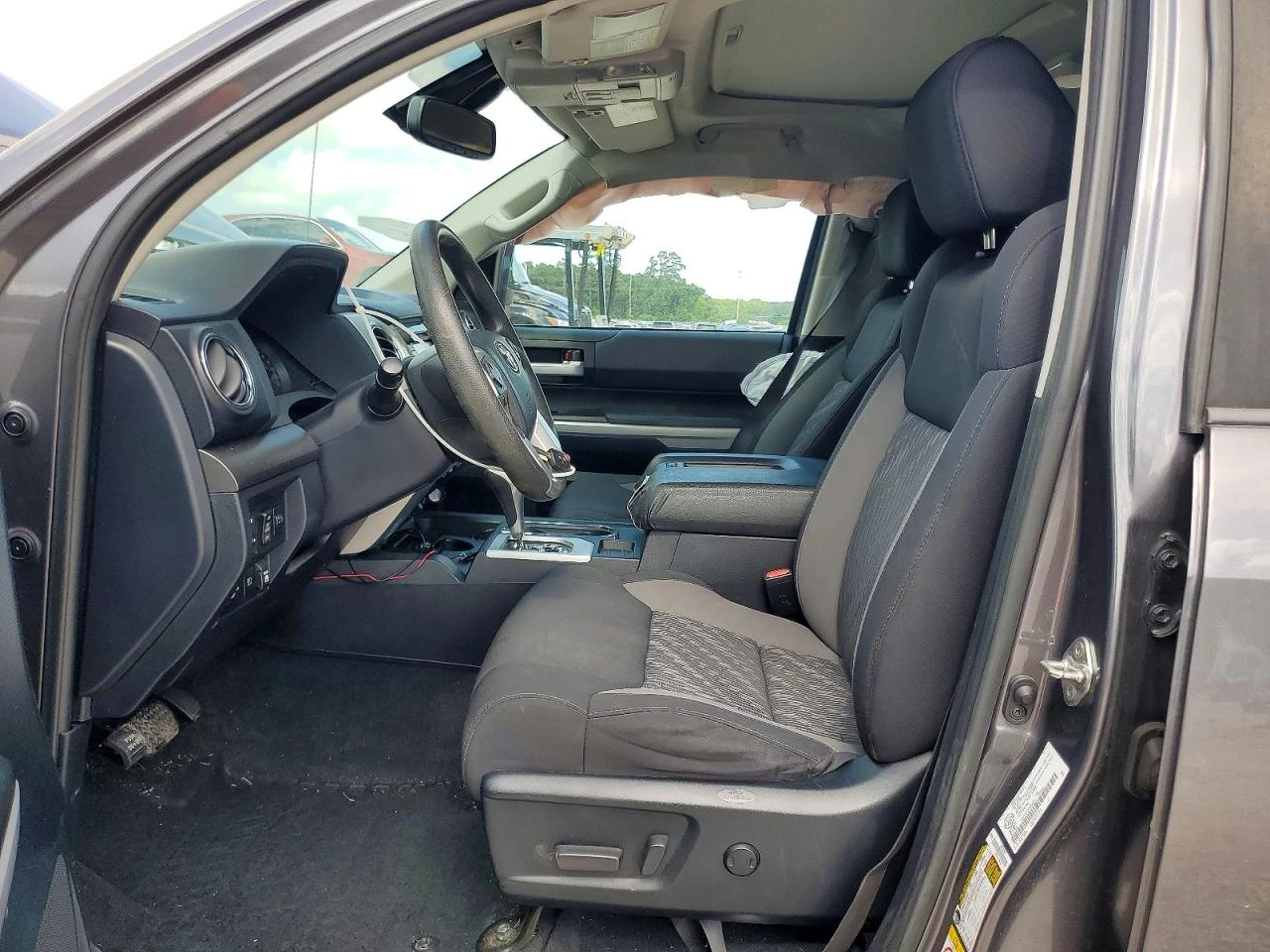 Toyota Tundra 5.7l Sr5, снимка 7 - Автомобили и джипове - 55382181