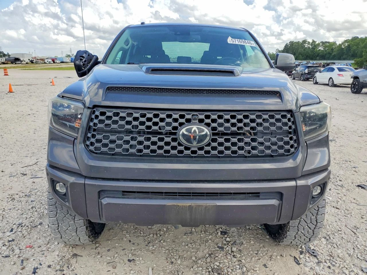 Toyota Tundra 5.7l Sr5, снимка 5 - Автомобили и джипове - 55382181
