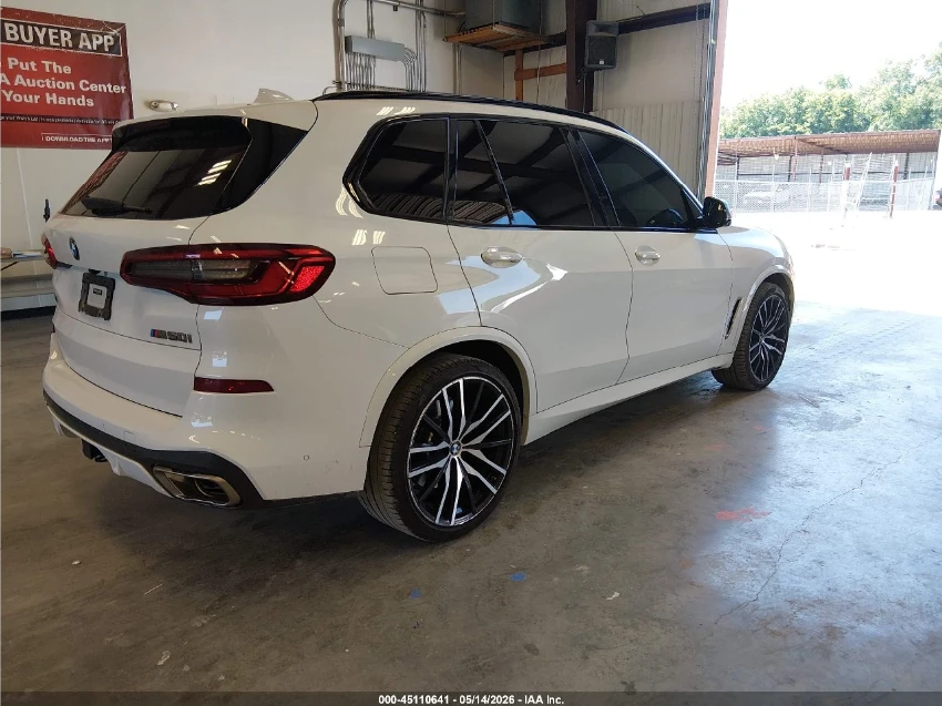 BMW X5 M50I / XDRIVE / DISTRONIC / HUD / HARMAN / МАСАЖ, снимка 6 - Автомобили и джипове - 55406194