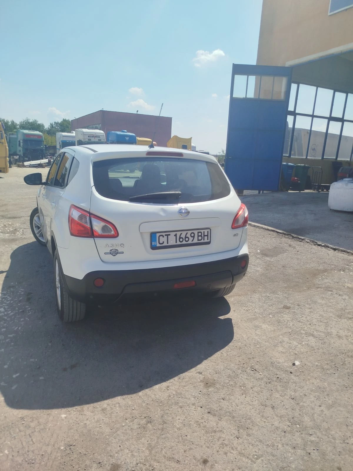 Nissan Qashqai, снимка 8 - Автомобили и джипове - 55833071