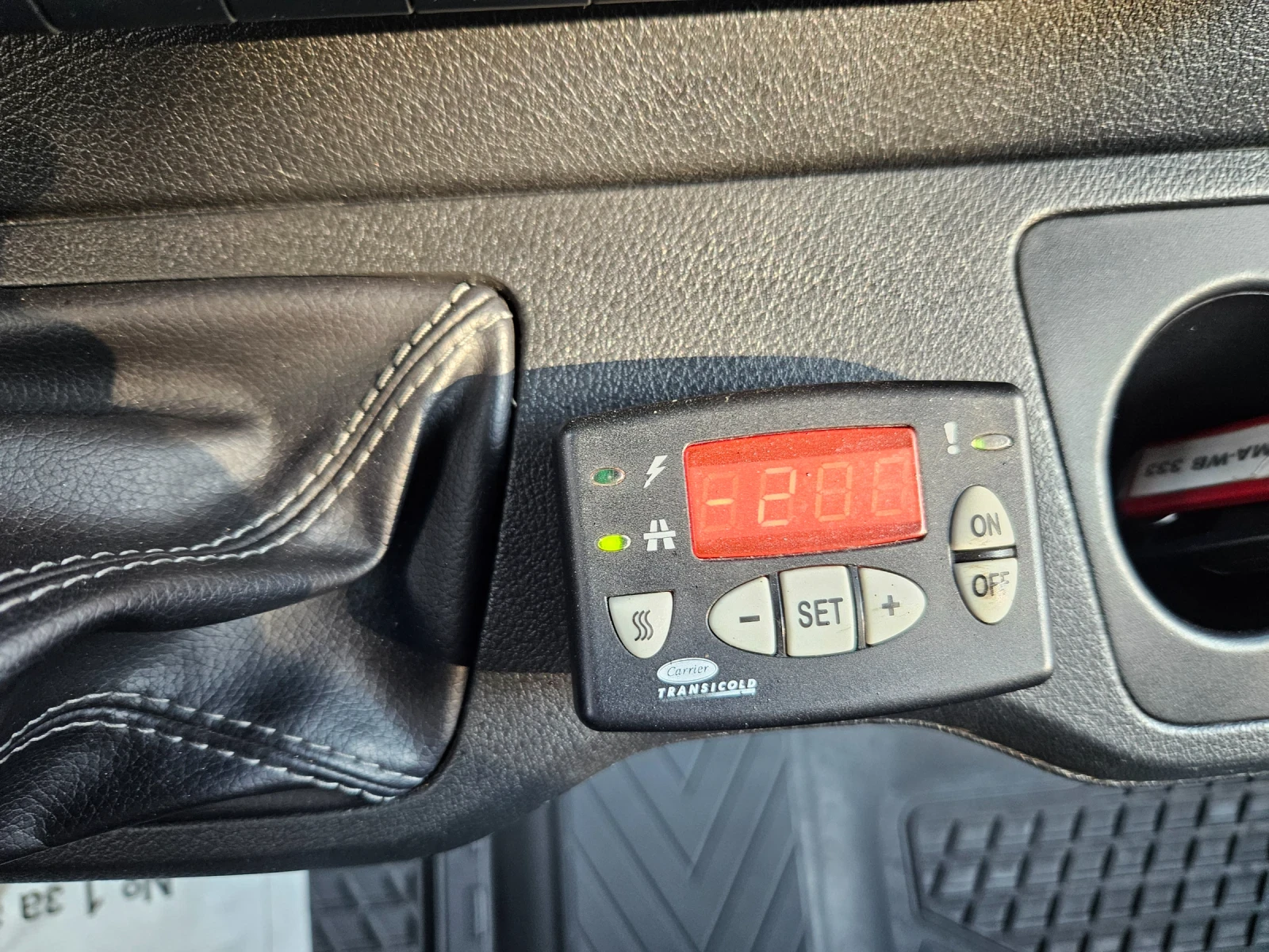 Mercedes-Benz Sprinter 316CDI хладилен, снимка 16 - Бусове и автобуси - 55005565