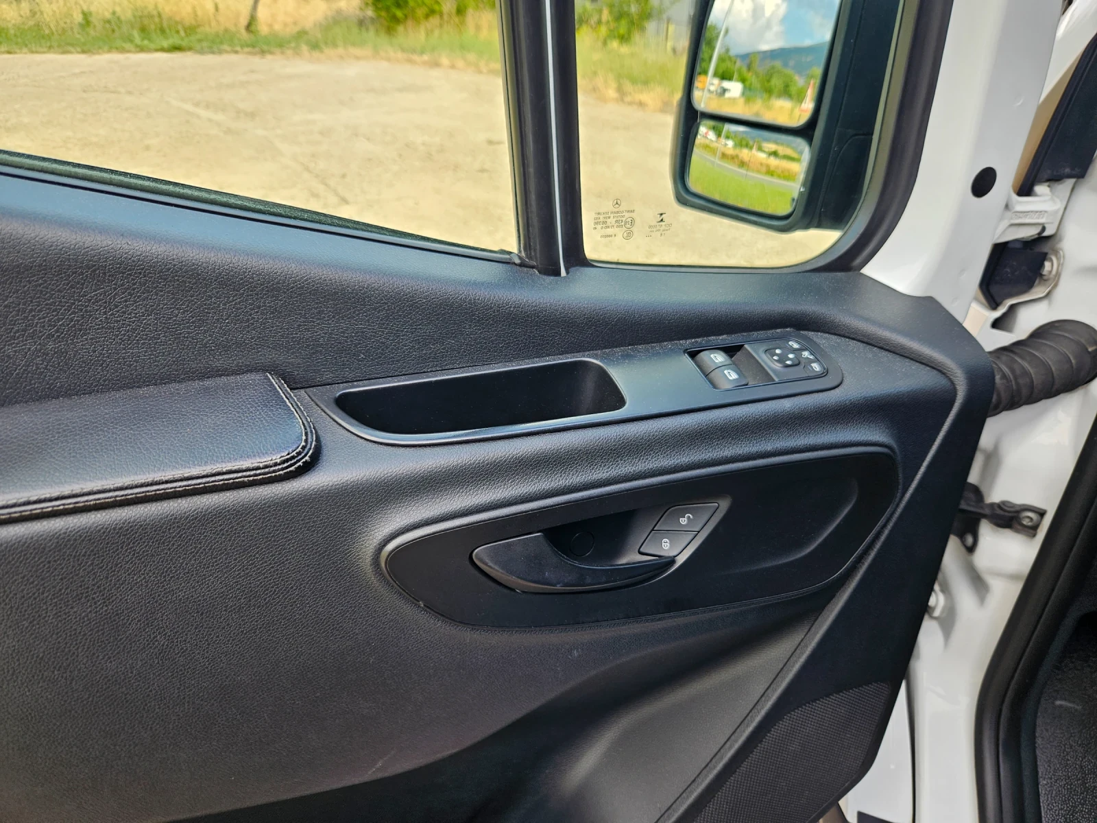 Mercedes-Benz Sprinter 316CDI хладилен, снимка 11 - Бусове и автобуси - 55005565