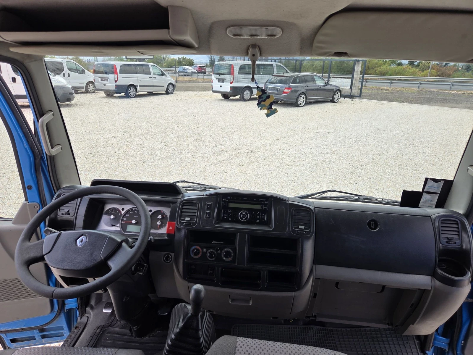 Renault Maxity 3.0 6+ 1, снимка 11 - Бусове и автобуси - 55942474