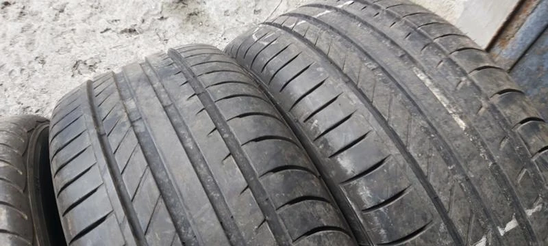 Гуми Летни 225/55R17, снимка 3 - Гуми и джанти - 35137102