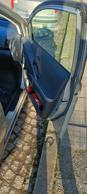 Toyota Corolla verso Toyota Corolla Verso  2, 2D4D 136к., снимка 8