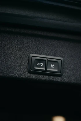 Audi A4 3.0 TDI 8ZF Matrix LED/HUD - Full S-Line, снимка 15