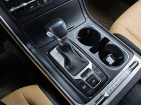Kia Carnival 9-SEATER PRESTIGE, снимка 9