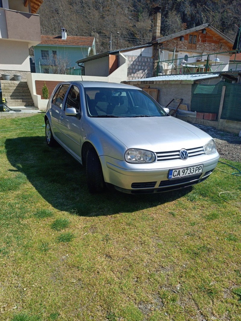 VW Golf 4, снимка 1 - Автомобили и джипове - 44941717