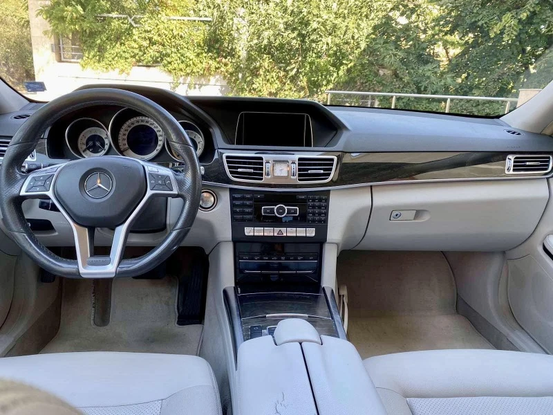 Mercedes-Benz E 350, снимка 12 - Автомобили и джипове - 47732479