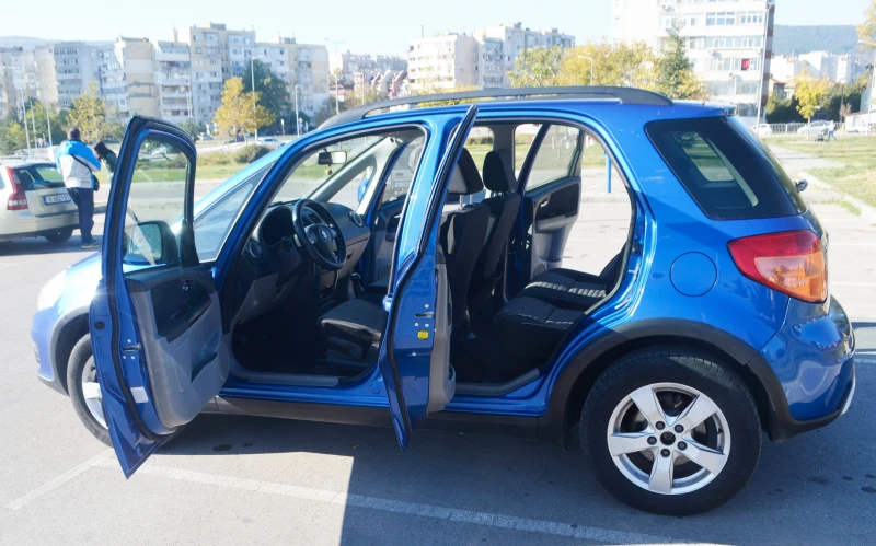 Suzuki SX4, снимка 9 - Автомобили и джипове - 47841729