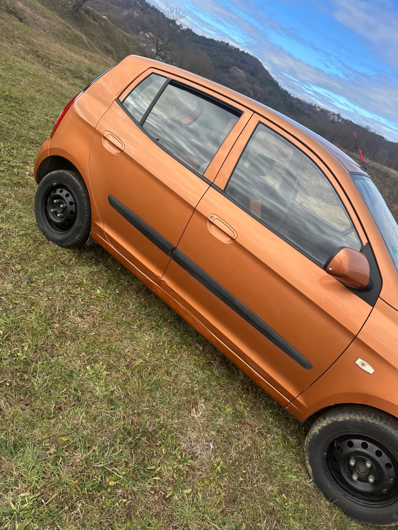 Kia Picanto 1.1 Клима , снимка 2 - Автомобили и джипове - 48106201