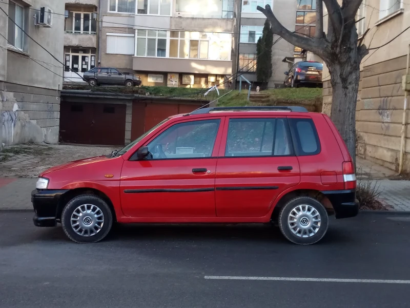 Mazda Demio 4 лит./100 км. КЛИМАТИК / ЖЕЛЕЗЕН !, снимка 5 - Автомобили и джипове - 48605129