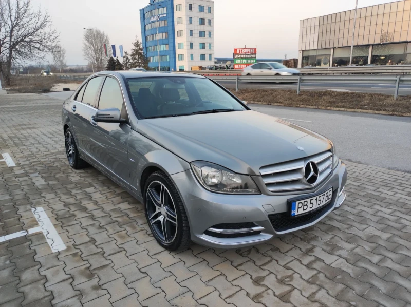 Mercedes-Benz C 180 C180 компресор 156кс. Avangarde, снимка 3 - Автомобили и джипове - 49189232