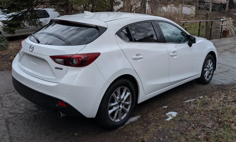 Mazda 3 Skyactiv, снимка 5 - Автомобили и джипове - 49305760