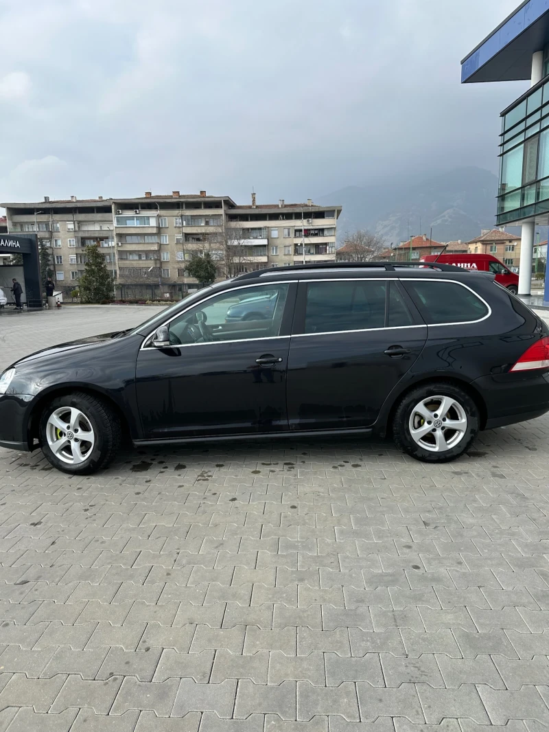 VW Golf, снимка 3 - Автомобили и джипове - 49315378