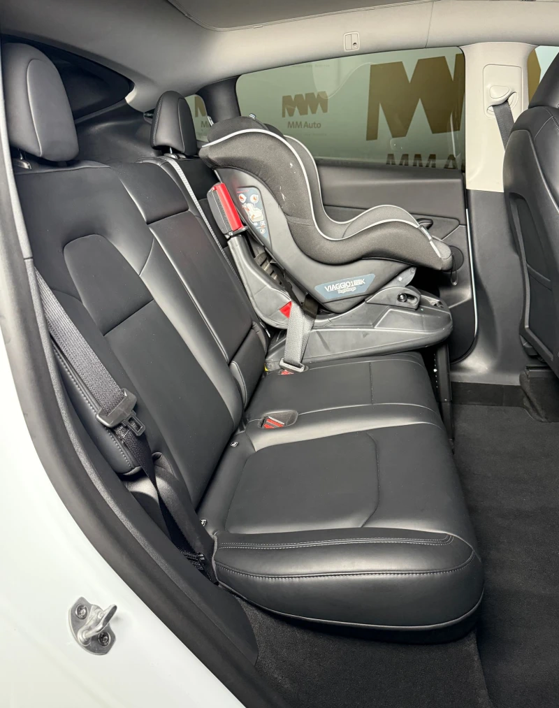 Tesla Model Y Dual Motor, снимка 10 - Автомобили и джипове - 49661835