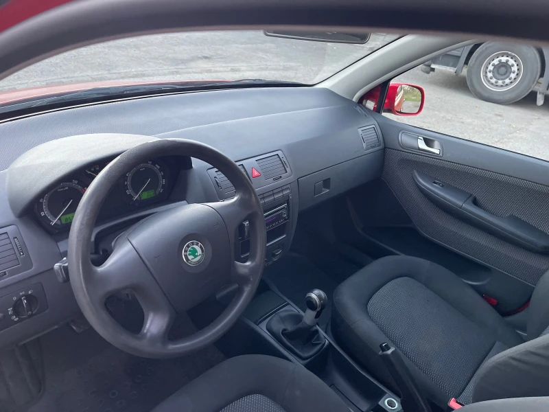 Skoda Fabia 1.2  64к.с, снимка 11 - Автомобили и джипове - 51351544