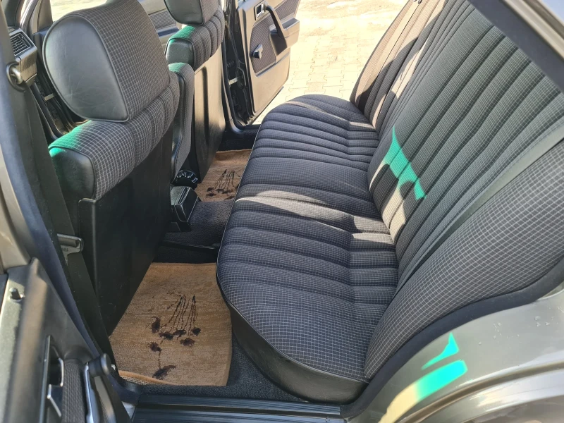 Mercedes-Benz 190 2.0D 72кс., снимка 15 - Автомобили и джипове - 52711057