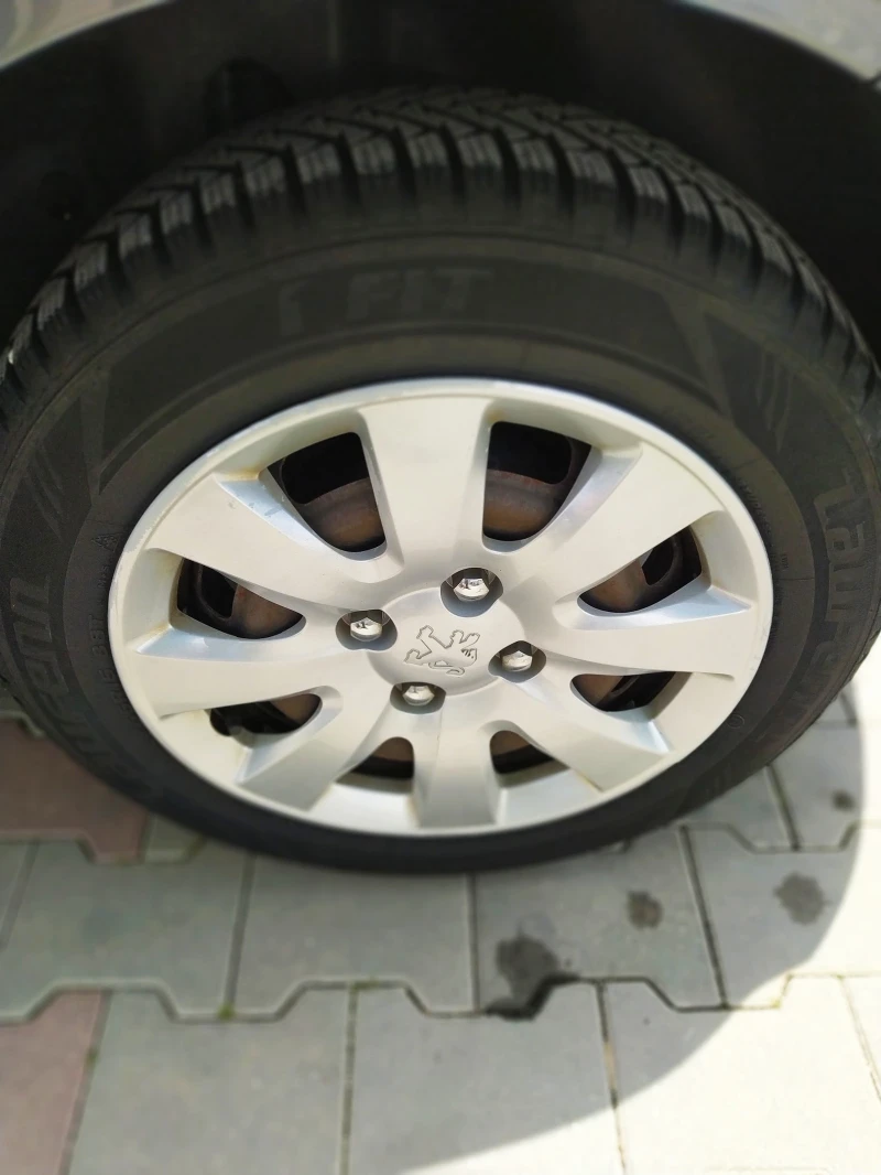 Peugeot 207, снимка 7 - Автомобили и джипове - 51969071