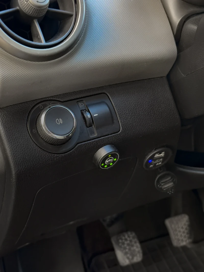 Chevrolet Aveo Хечбек, снимка 7 - Автомобили и джипове - 52528894