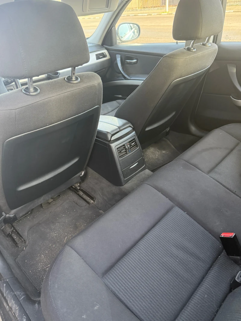 BMW 320 Бензин, снимка 6 - Автомобили и джипове - 52971254