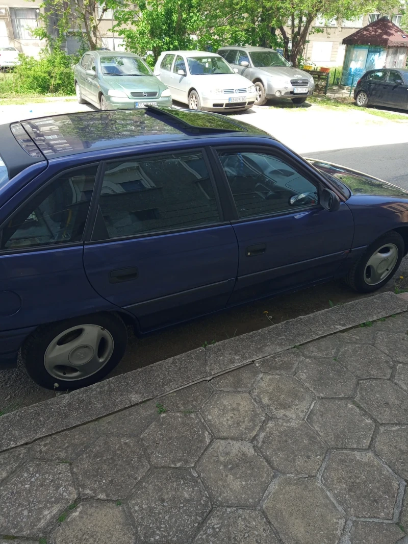Opel Astra elegance, снимка 2 - Автомобили и джипове - 53457355