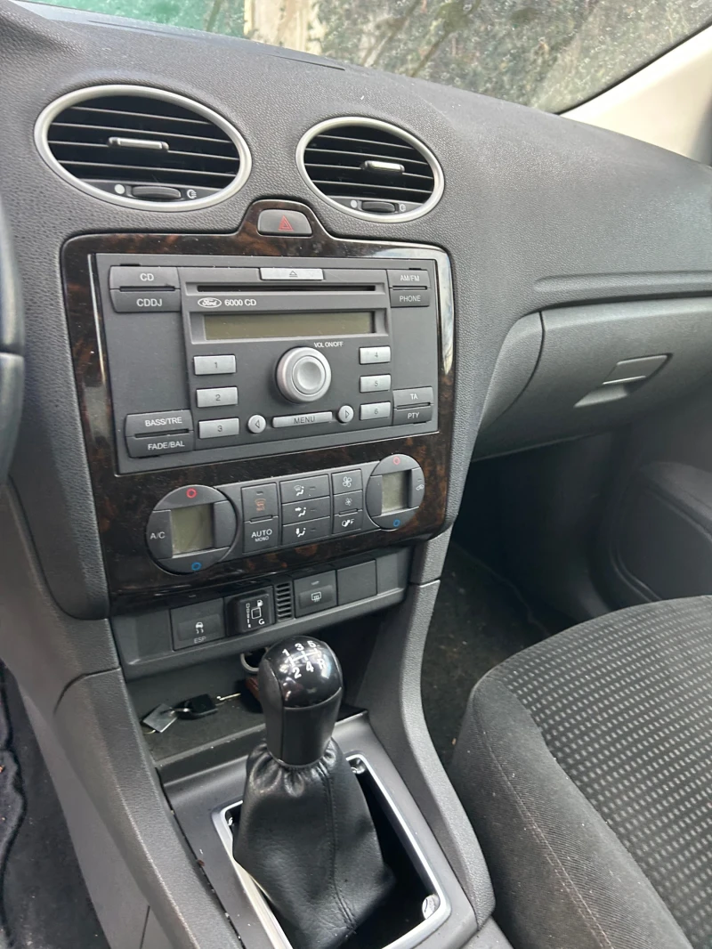 Ford Focus Ford focus 2.0 бензин/газ за части, снимка 12 - Автомобили и джипове - 53581502