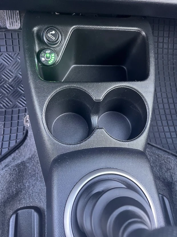 Honda Jazz 1.4I, снимка 15 - Автомобили и джипове - 52793949