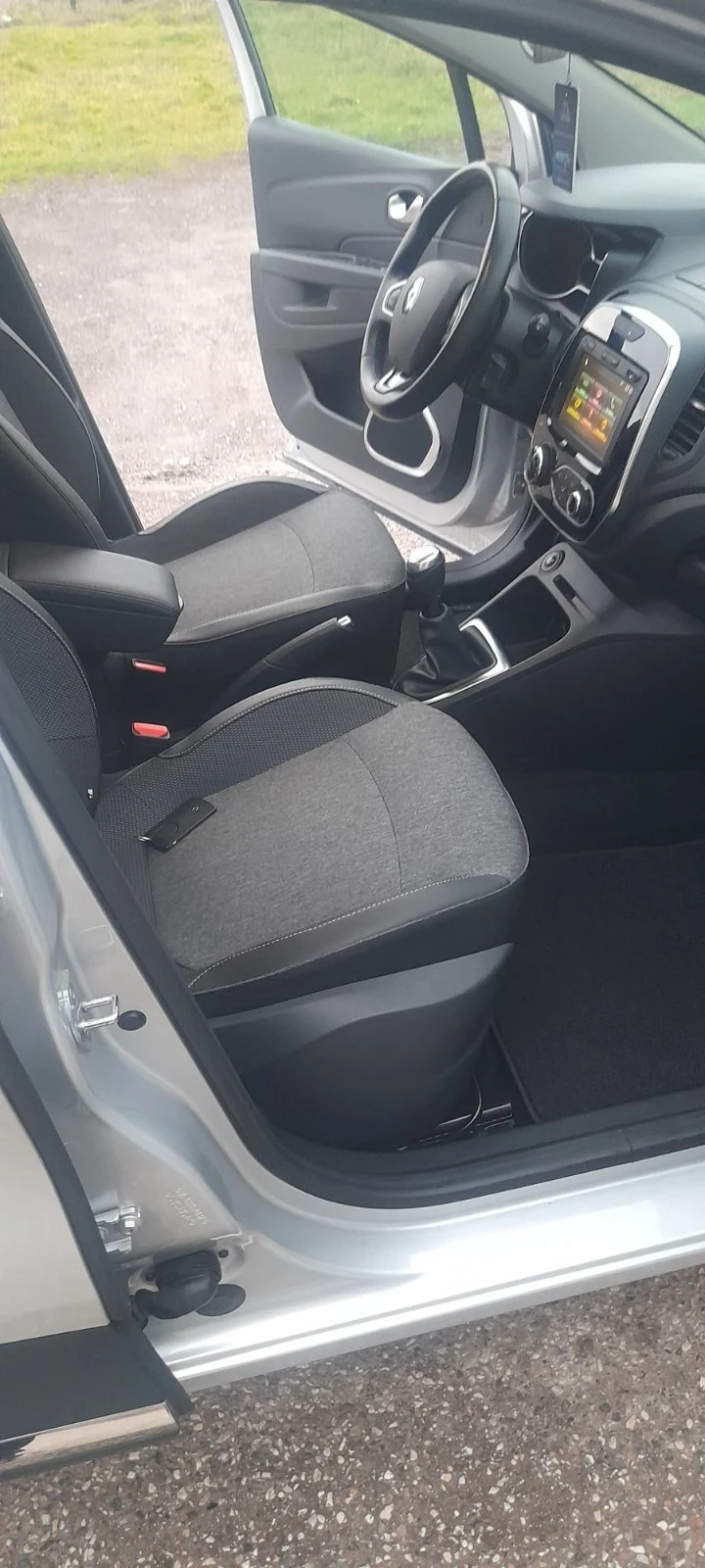 Renault Captur 0.9 tce, снимка 7 - Автомобили и джипове - 53297252